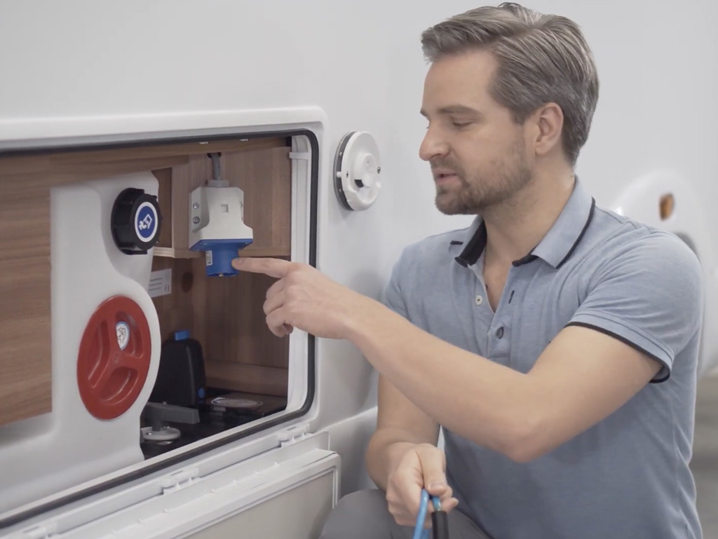 Mit unseren Fahrzeuganleitungs‐Videos lernen Sie Ihr mobiles Zuhause ganz genau kennen