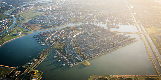 RENT AND TRAVEL Fahrzeug in Heerhugowaard mieten