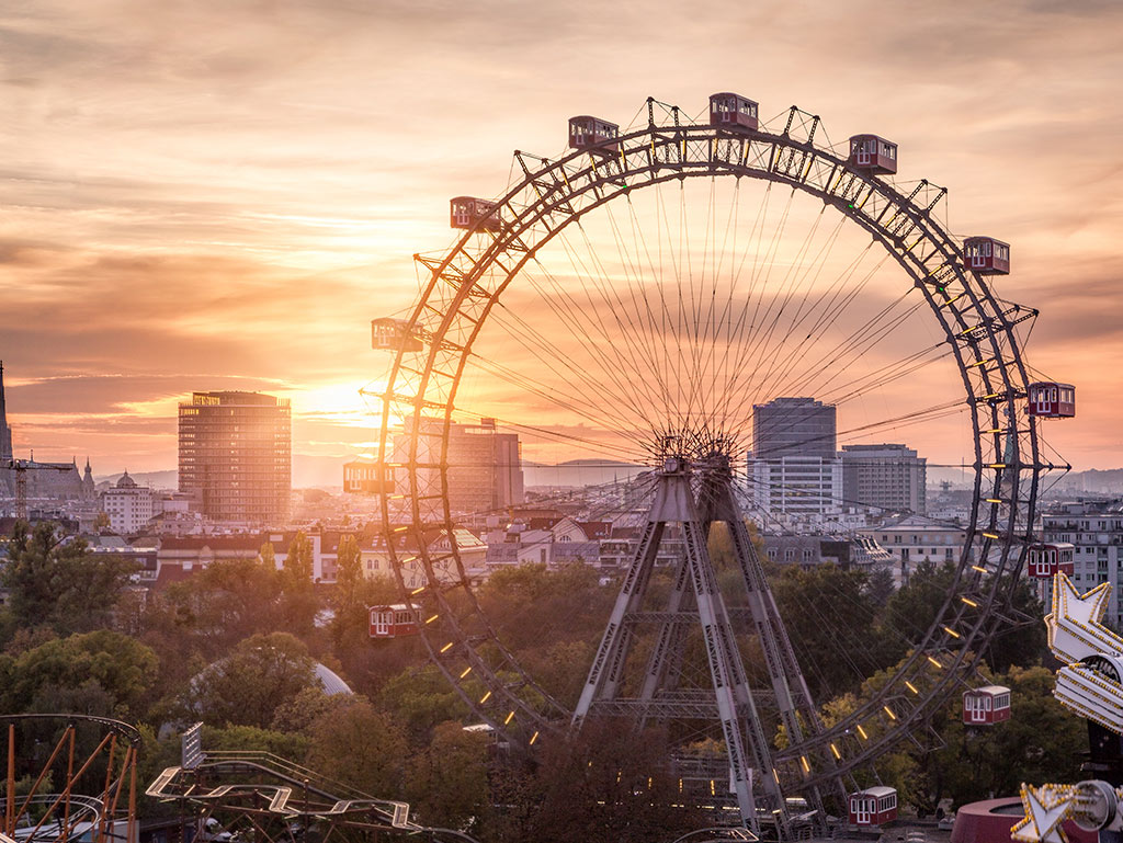 RENT AND TRAVEL – Wohwagen oder -mobil mieten und Wien entdecken