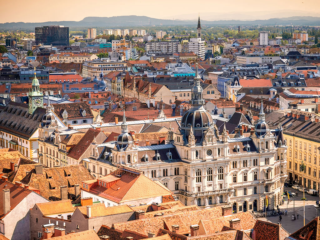 RENT AND TRAVEL – Wohwagen oder -mobil mieten und Graz entdecken